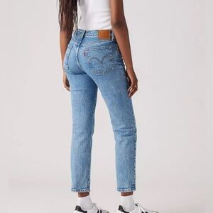 LEVI’S WEDGIE STRAIGHT FIT WOMEN'S JEANS